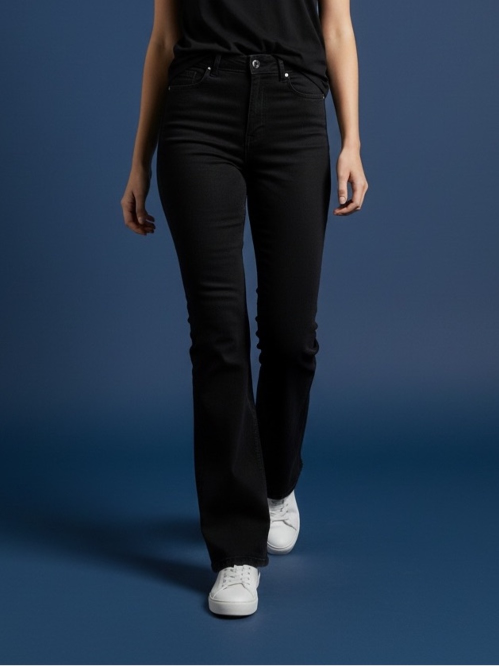 Old Navy High-Rise Black Flare Jeans women